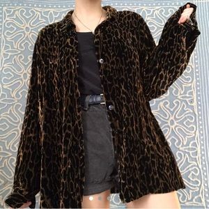 ✨SOLD✨ Velvet Leopard Overshirt